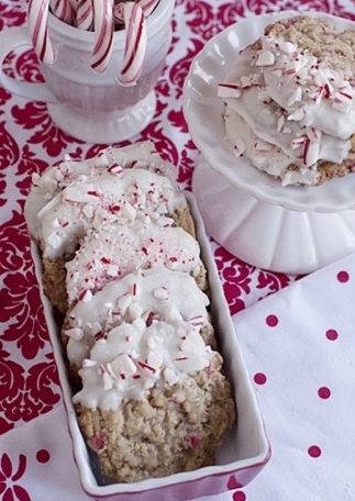 Oatmeal Peppermint Dipped Cookies